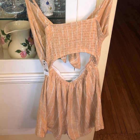 tie front romper - Picture 3 of 4